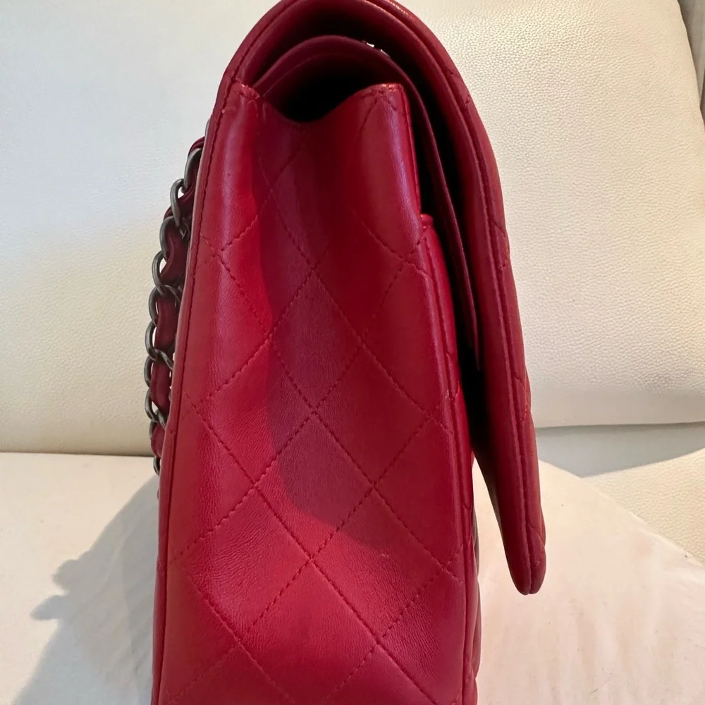 Chanel Jumbo double flap RED Ruthenium hardware *like NEW* - Picture 6 of 8